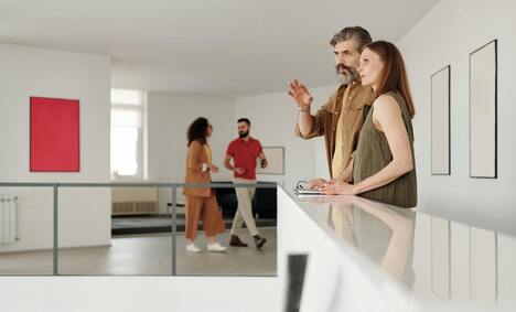 Can businesses grow sustainably while navigating through uncertainty