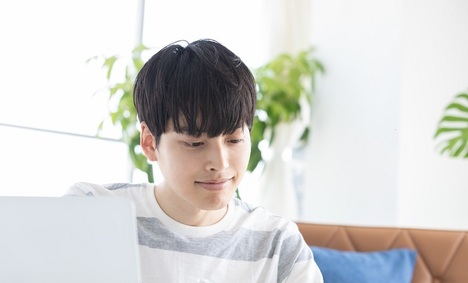 英語の履歴書(レジュメ)の書き方は？記載する内容と作成のポイント