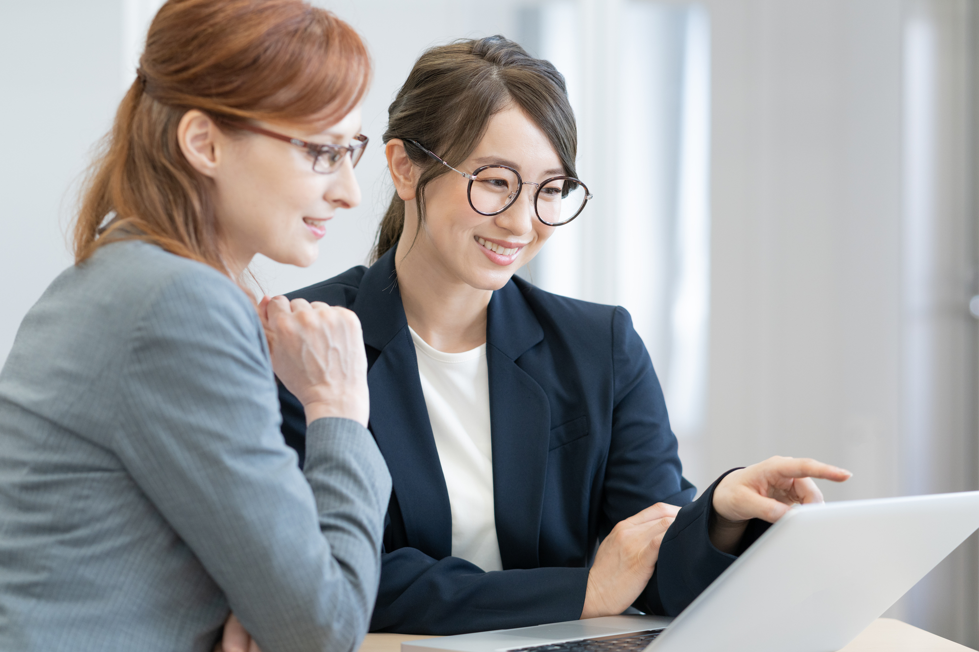 英語力を活かす仕事とは？英語を使う職業(仕事)や働き方について | RGFプロフェッショナルリクルートメントジャパン